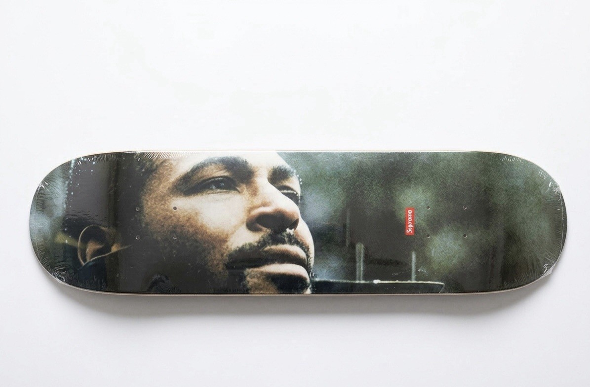 Supreme Skateboard Deck 8.25