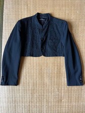 COMME des GAR ONS Embroidered Black Cropped Tailored Jacket 3-Button FA BGA
