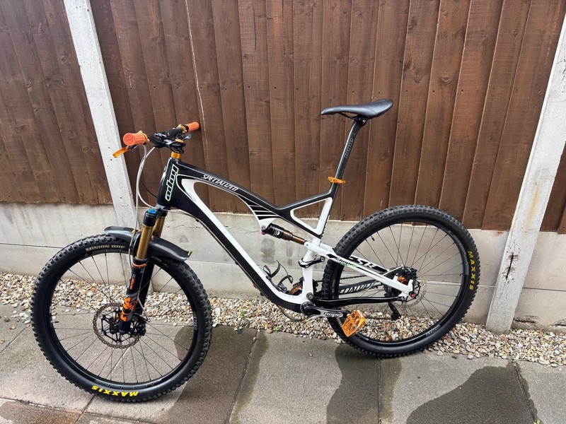 Specialized Camber Comp Carbon Mountain Bike 2014 with Modifications. Excellent