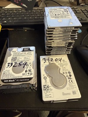 TOSHIBA MQ01ACF050 WD BLACK SEAGATE BARRACODA  500GB HDD LOT  # 22. works AS IS