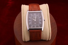 Vintage Men Seiko quartz Barrel-Tank Black Dial Light Brown leather Dress Watch