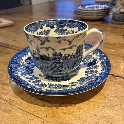 Royal Worcester Palissy Blau & Weiß Porzellan Teetasse & Untertasse