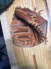 Wilson Youth Model Baseball Glove George Brett Snap Action Brown Used