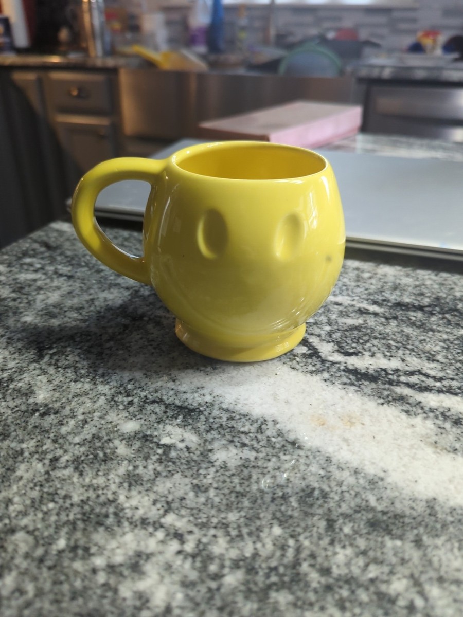 Vintage McCoy Pottery Smiley Face Coffee Cup 4