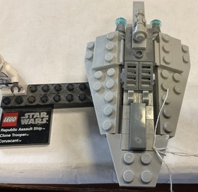 Lego Star Wars #75007 Republic Assault Ship w/Clone Trooper, assembled