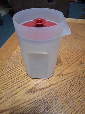 Vintage Tupperware  18 oz. Clear Creamer-Pitcher Harvest Red Plunger Seal 1681-5