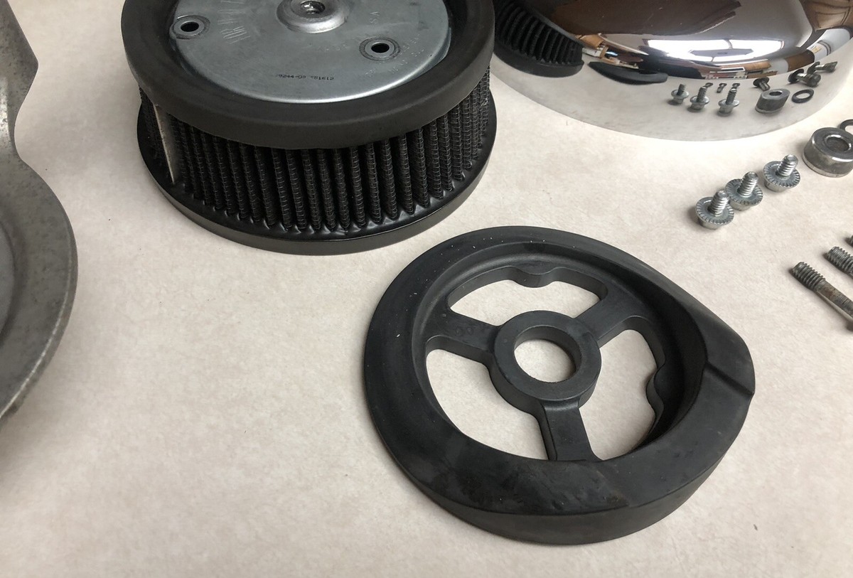 Harley-Davidson Screamin' Eagle Stage 1 Air Cleaner Kit 29400129