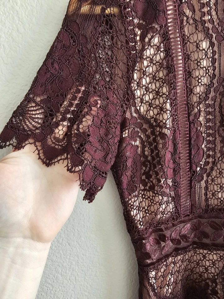 Women's BB Dakota Aria Burgundy Lace Crochet Lined Empire Waist Mini Dress Sz 4 - Image 3 of 4