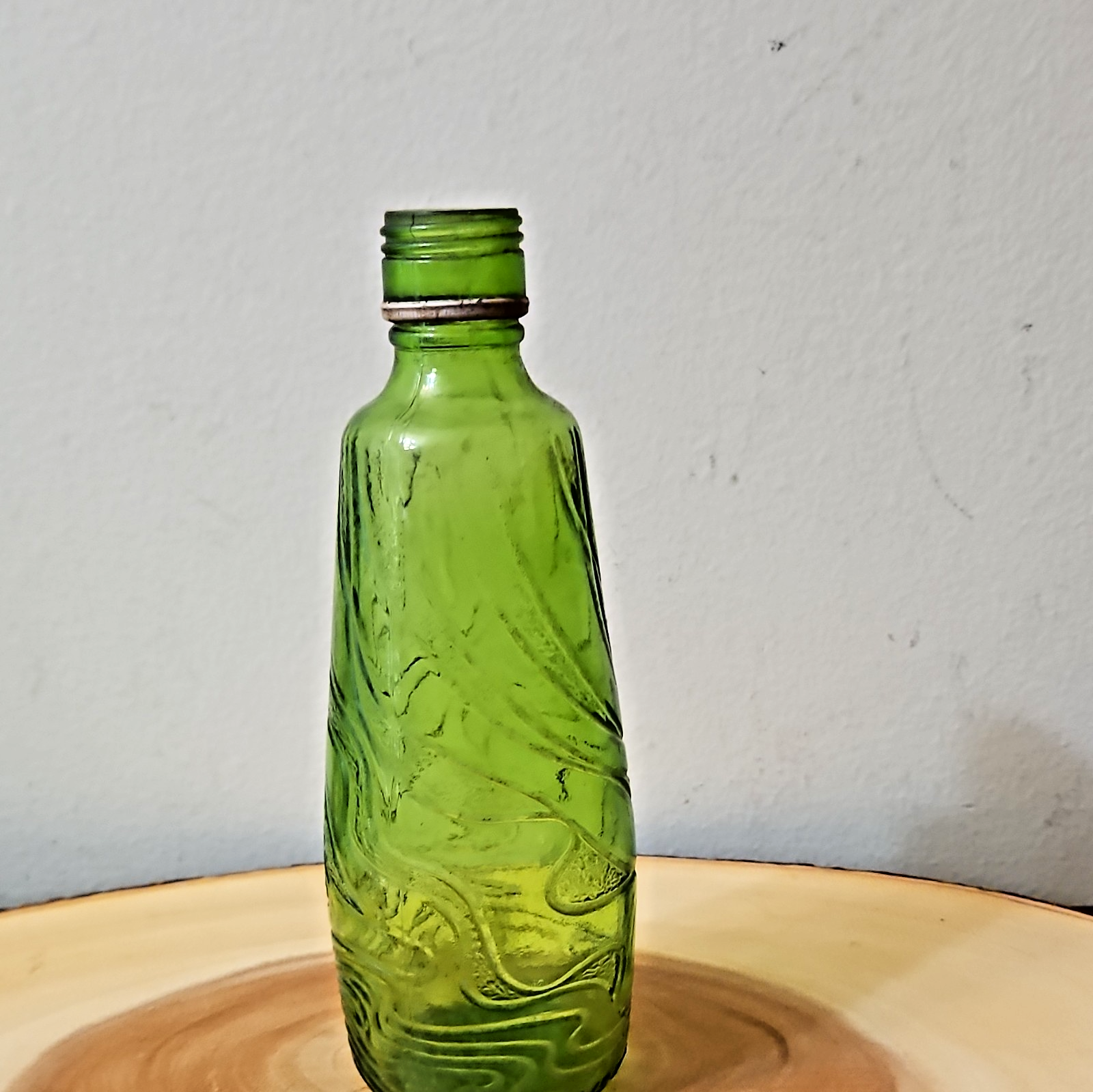 Buttle Guard Vintage E&J Gallo Wine Green Bottle Flavor Guard 12.8oz Ripple Swirl ...