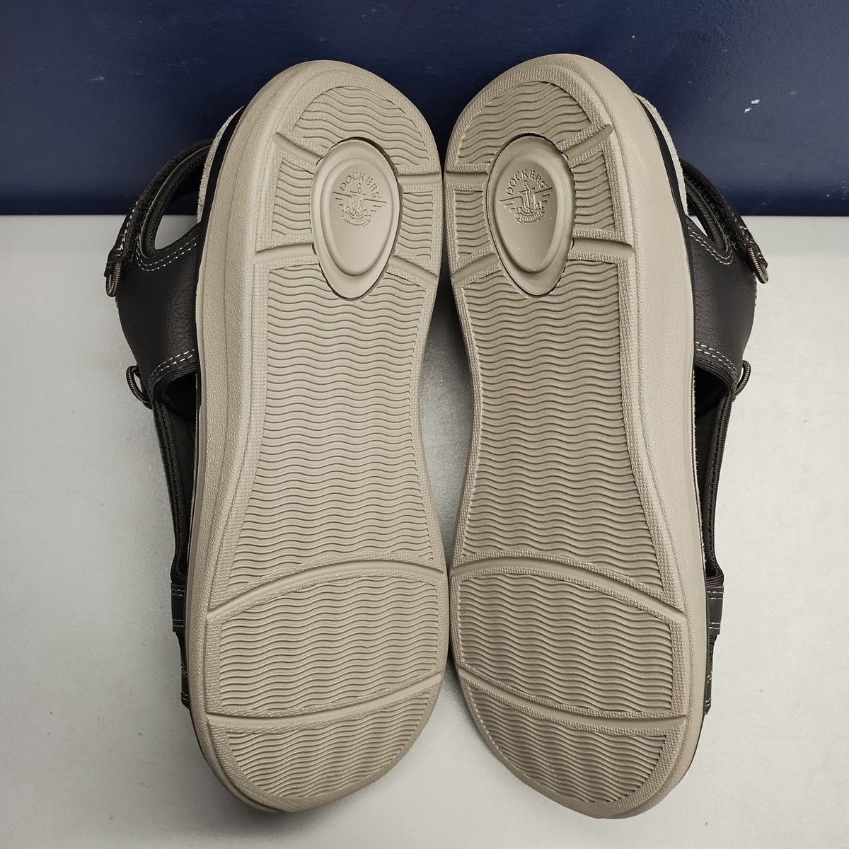 Dockers Bradburn Sport Sandals Mens 11M Black Gray Supreme  display picture 3