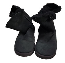 UGGs Black boot shoes size 8 S/N 1016418