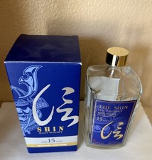 Whisky de malta The Shin Mizunara acabado roble japonés 15 años vacío con caja