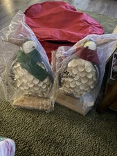 Brand New Rare Plow & Hearth Metal Holiday Penguin Statues W/ Scarves Set of 2