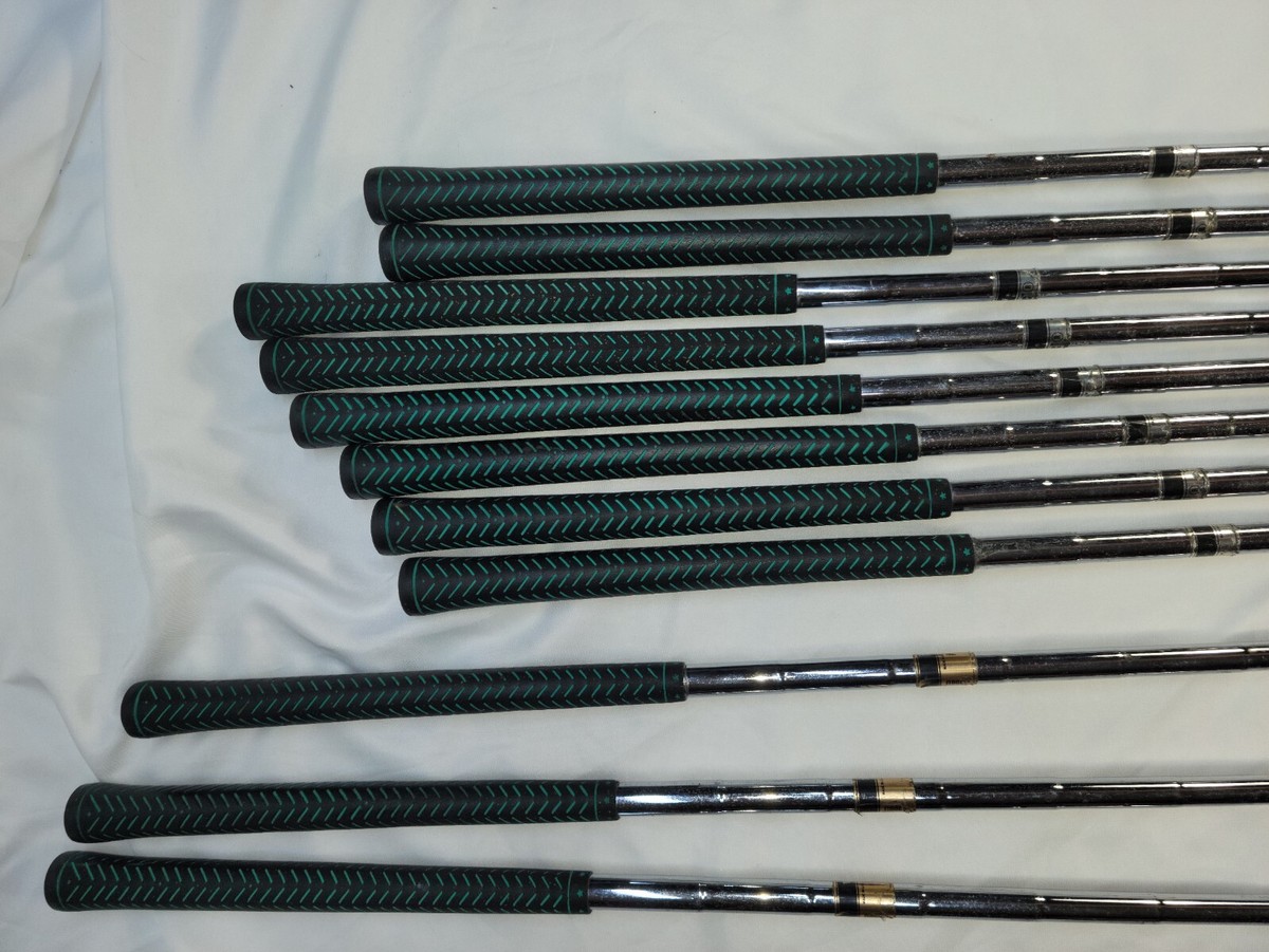 Complete Set of vintage men's Rh set bruce pro gram one golf clubs