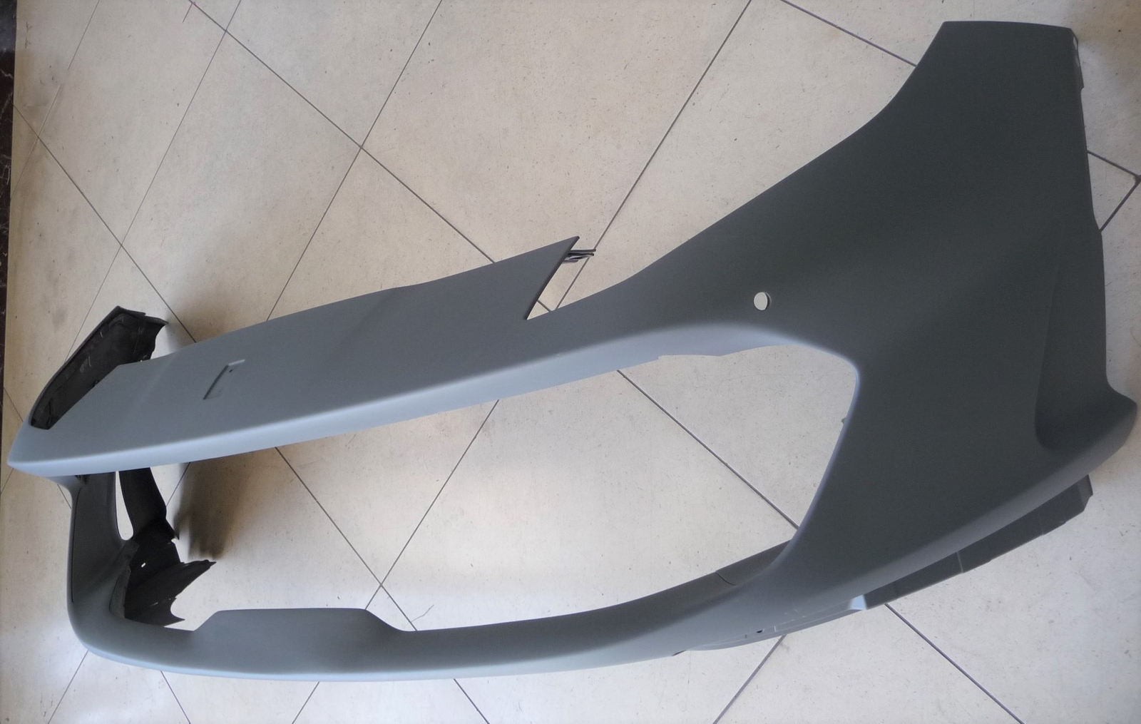 2018-2022 Ferrari 812 Superfast/GTS F152M Front Bumper Cover 985753436 OEM