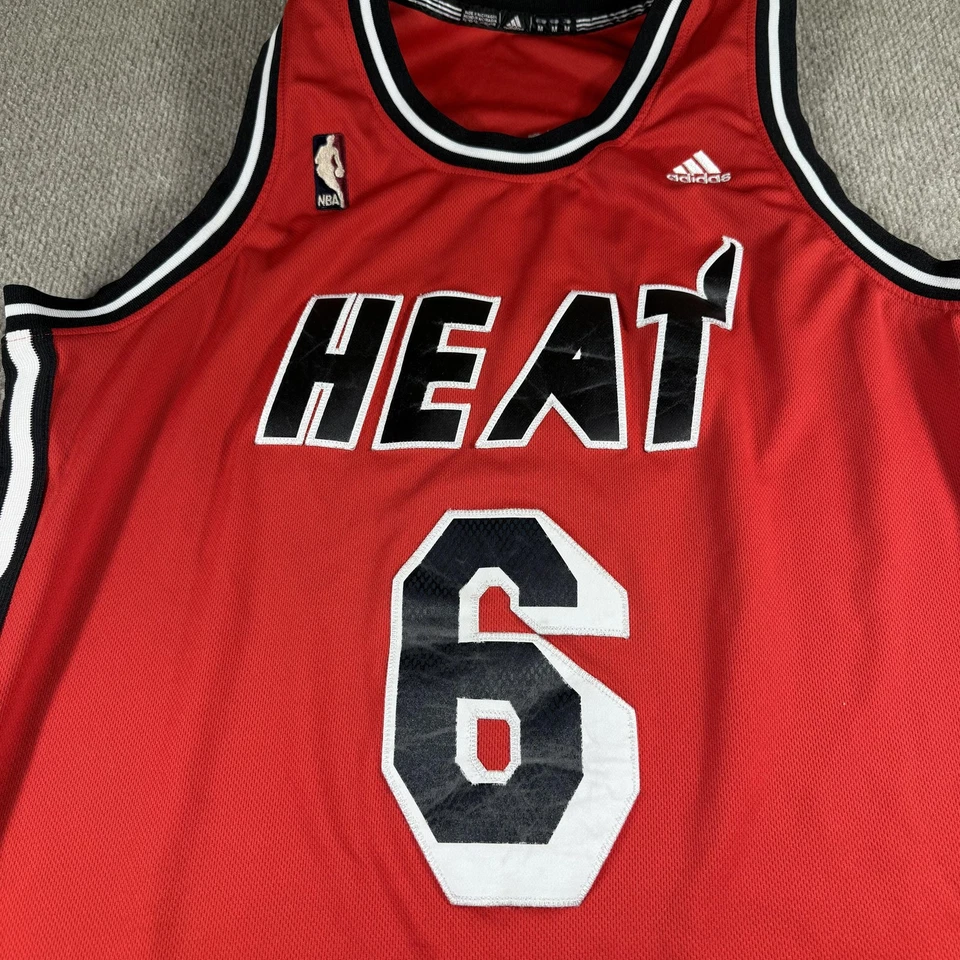 Miami Heat Basketball Jersey Mens Medium Red NBA Adidas Hardwood Classics James - Image 4 of 4