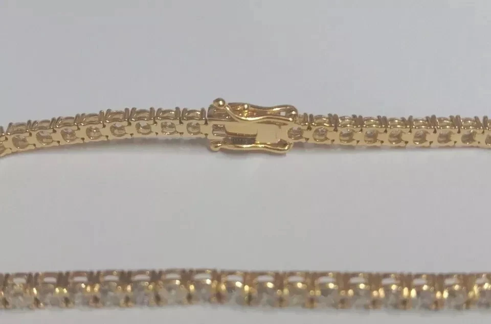 Brazalete de tenis de diamantes de corte redondo 9 TCW enchapado en oro amarillo de 14 quilates de 7,5" Foto 4 de 4