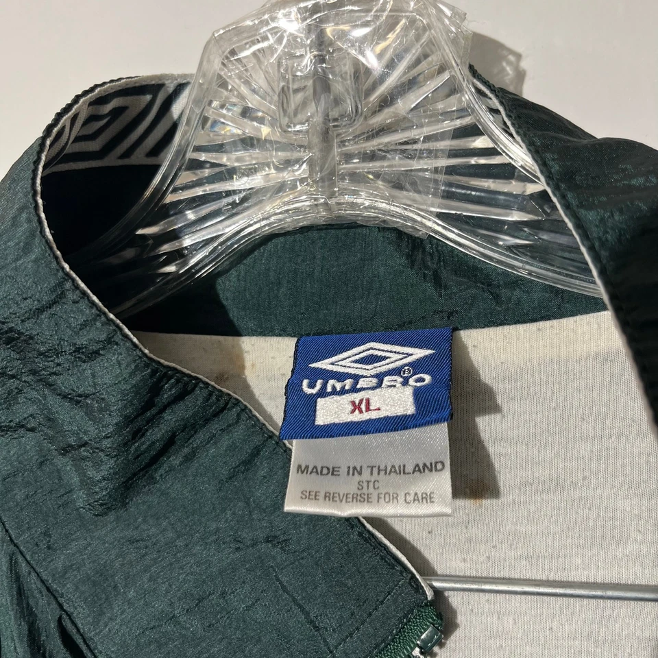 Vintage 90s Umbro GRUN WEISS S.C Green & White Windbreaker Jacket Men’s Size XL - Image 3 of 4