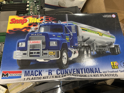 #ad MONOGRAM MODEL KIT 1 32 MACK quot;Rquot; CONVENTIONAL amp; FRUEHAUF TANKER SNAP TITE F51961 $45.00