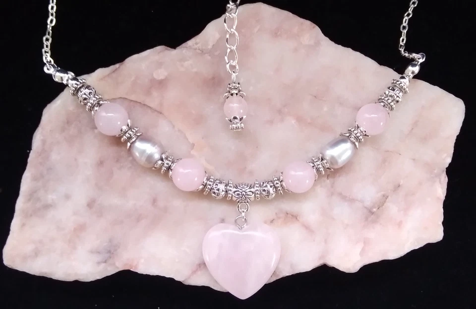 Rose Quartz 20mm Heart, Lilac Pearl, Rose Quartz Bead Necklace.Handmade In Purse Foto 3 de 4
