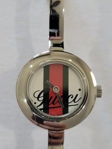 GUCCI グッチ 105 ラウンド シルバーダイヤル SS クオーツ レディース
