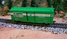 HO Scale Life Like Linde Union Carbide Box Car 8475 Vintage Model Railroad Train