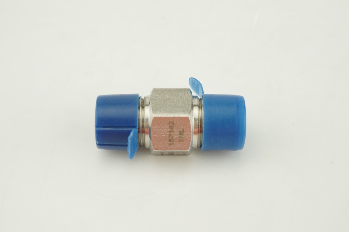 New HNM8-NM8 1/2” NPT Male x 1/2” NPT Male Nipple Fitting 1.035