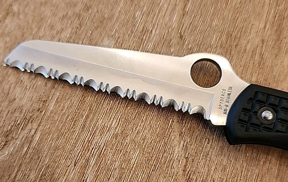 Spyderco Clipit Rescue Serrated Folding Knife AUS-8 Seki-City Japan - Image 4 of 4