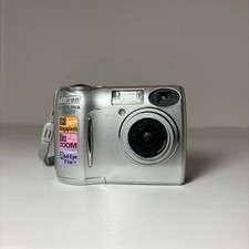 Nikon Coolpix 5600 5.1 MP Compact Digital Camera (Silver)