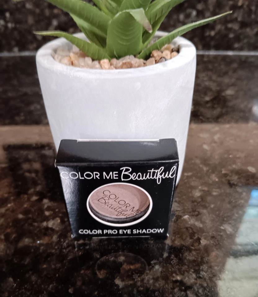 Nuevo en caja Sombra de ojos Color Me Beautiful Color Pro Cuarzo rosa Foto 2 de 4