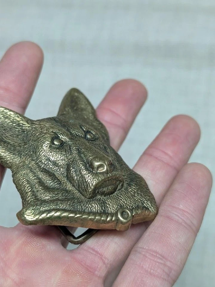 vintage 1970s belt buckle GERMAN SHEPHERD western SOLID BRASS dog cowboy BARON - Image 3 of 4