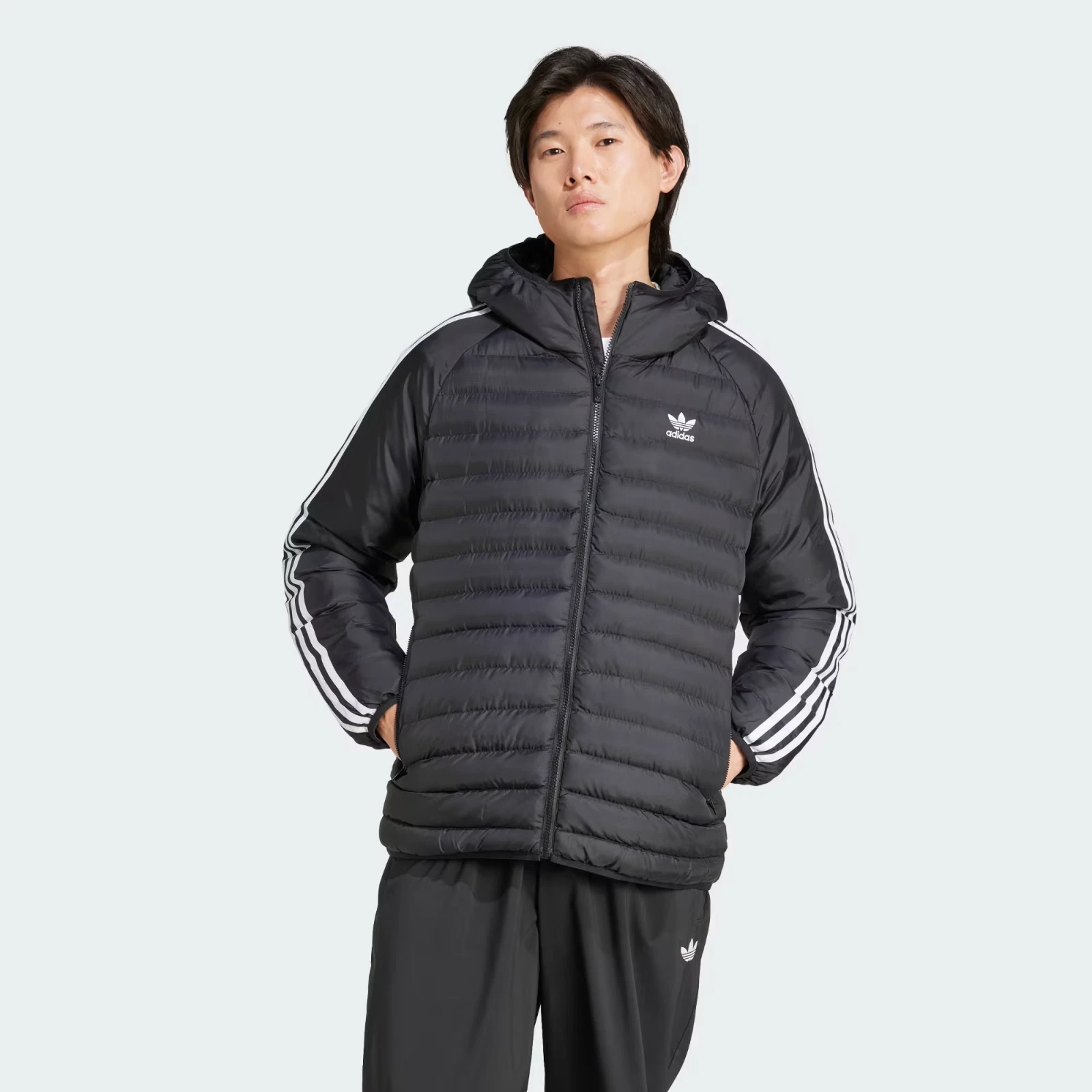 Adidas Puffer Jacket Men's 2XL Black 3-Stripes Insulated Full Zip Hooded JAX1148
Opens in a new wind