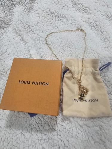 LOUIS VUITTON（LV） Collana LOUIS VUITTON Collier Chenne tronco d'uovo minigramma ciondolo