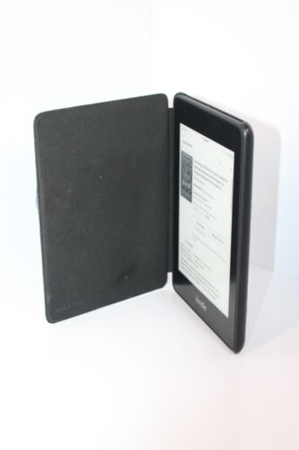 Kindle Paperwhite 10th Gen – 8GB, Wi-Fi – With Amazon Cover + USB Cable – VGC - Picture 10 of 12