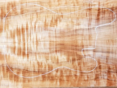 Acolchado de arce de la llama 11724 de madera conjunto de Guitarra Luthier  tallada en la parte superior 23.5x 17x. 75+ | eBay