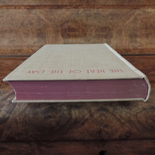 Elizabeth Bowen 'The Heat of the Day' signed by author, hard cover - Picture 11 of 14