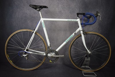 Bicycles - Trek 1200 - Nelo's Cycles