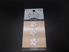 Sew ology White Star buttons 3pc 5/8in -16mm