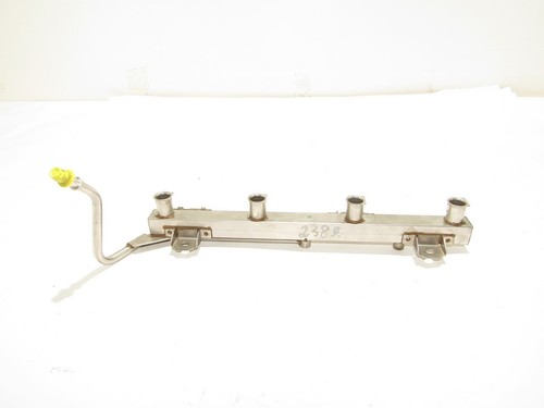 BMW 3 E90 E91 2,0 Benzin FUEL RAIL Einspritzleiste Verteilerrohr 7530420