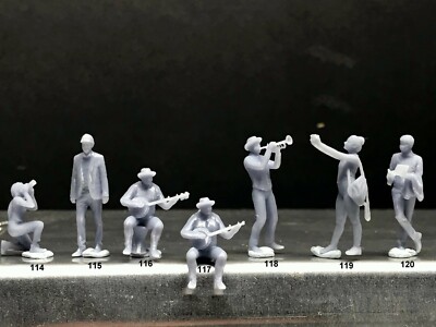 1:64 Scale Miniature People - Resin / unpainted - great for Dioramas #57 Figures