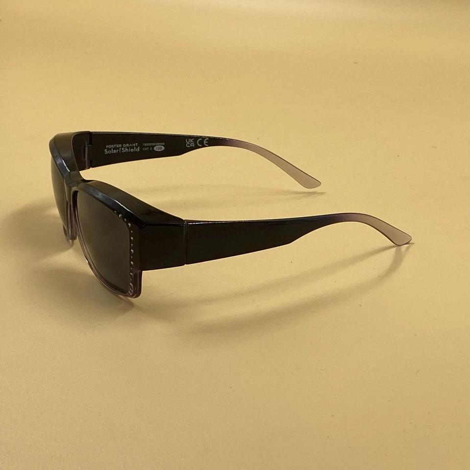Gafas de sol Foster Grant negras con protector solar polarizadas Cat 3 ajustadas FO-027 Foto 2 de 4