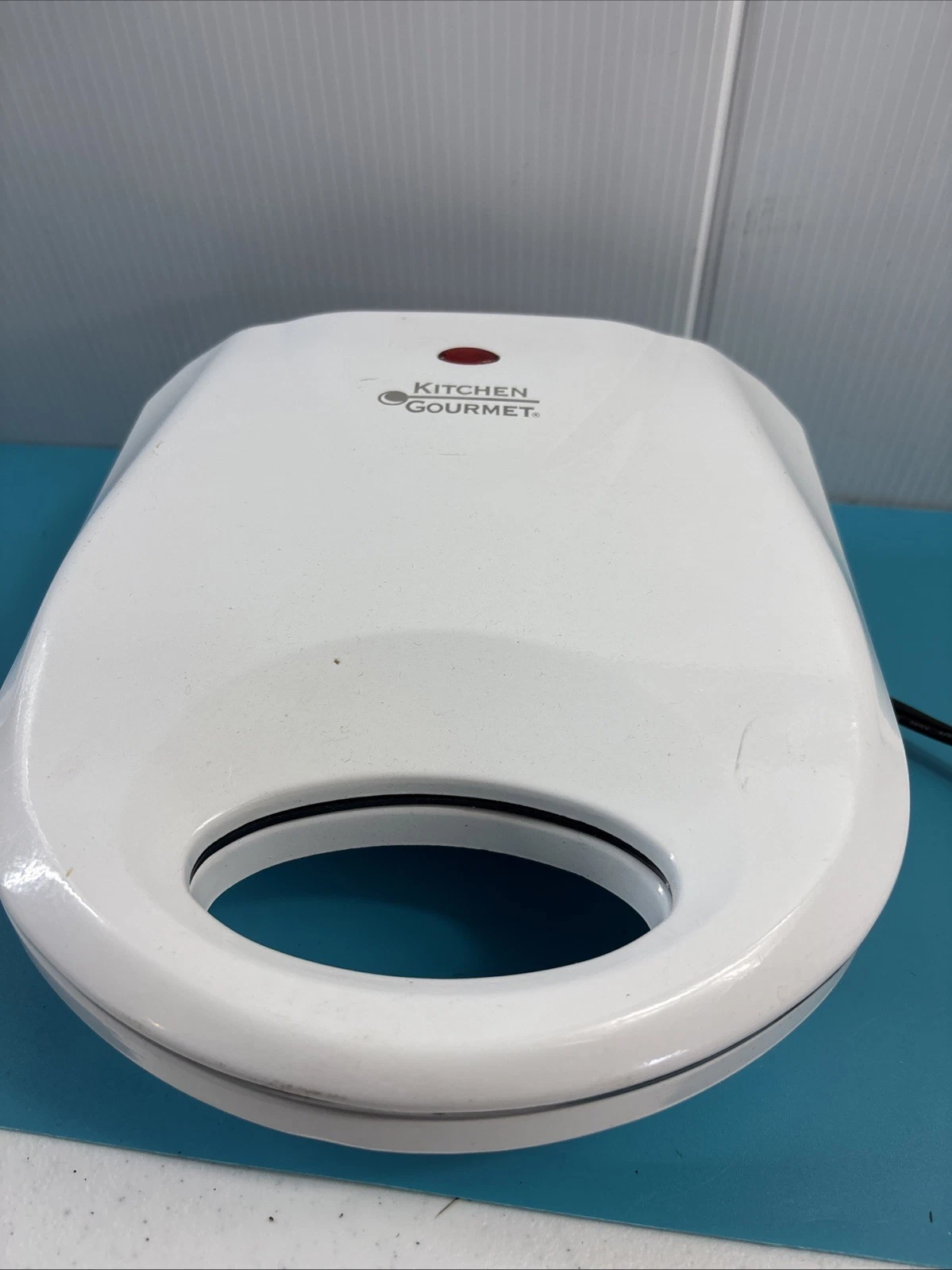 KITCHEN GOURMET ELECTRIC OMELET MAKER WHITE COUNTER TOP SW-086