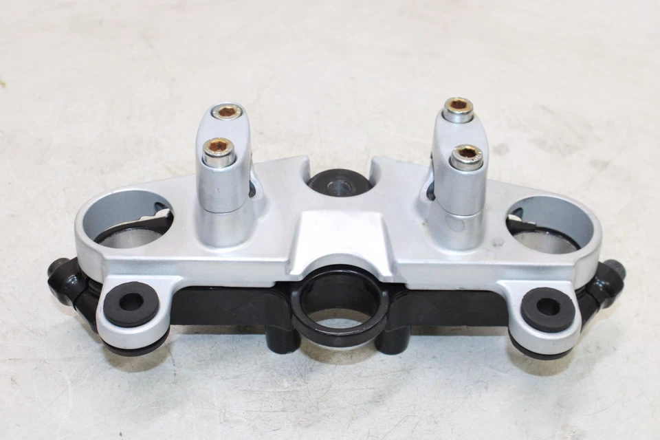 Suzuki GS500F 2009 horquillas OEM abrazadera de árbol triple superior Foto 4 de 4