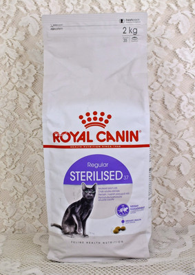 Royal Canin Regular Sterilised 37 Dry Cat Food 2kg Neutered Adult Cats