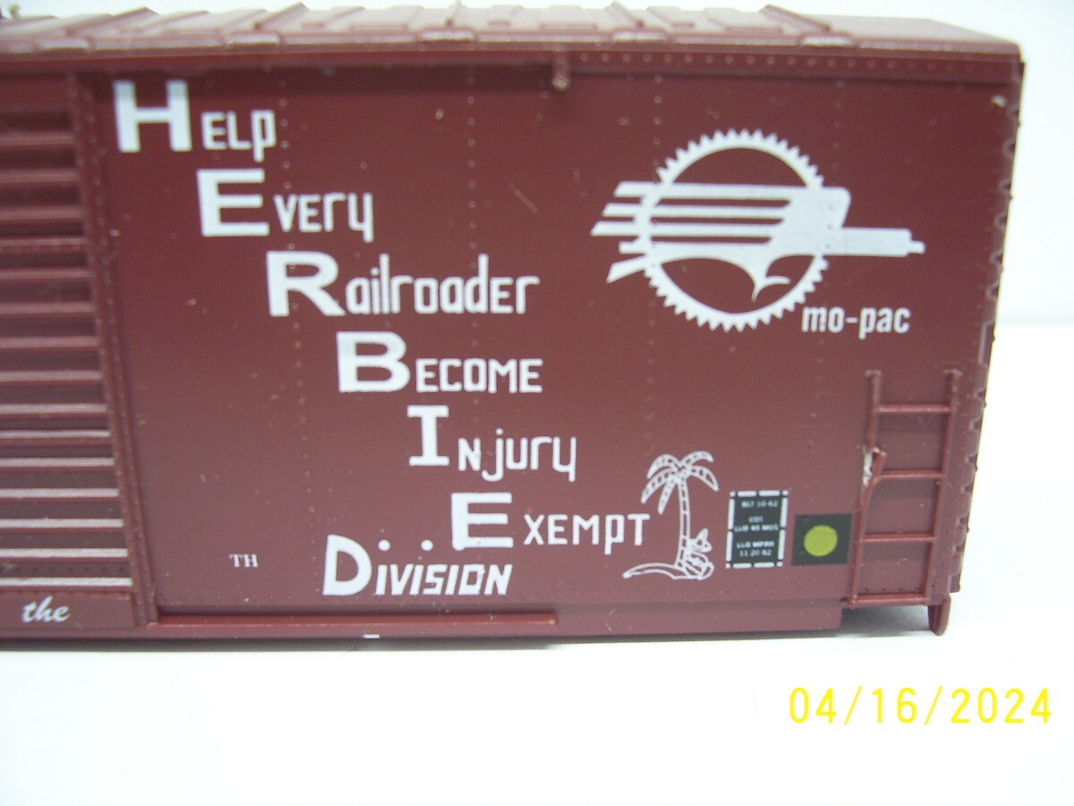 Picture 4 of 8