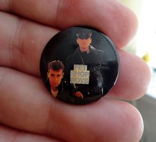 Vintage Pre-Owned Pet Shop Boys Button pin badge Circ 1980's Leather