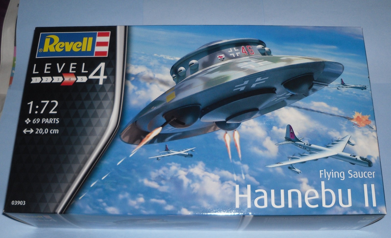 Atlantis Model Kits Classic Flying Saucer UFO 1/72 Scale Model Kit