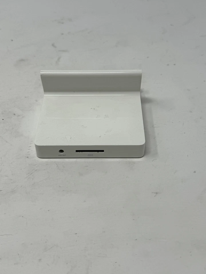 APPLE iPAD DOCKING STATION A1381 & Apple Digital AV Adapter HDMI Mc953zm/a EUC - Image 2 of 4