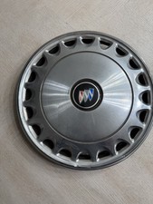 Buick Lesabre 15 Wheel Cover Hubcap 15-slot 2138179 Used - Buick Lesabre 15 Wheel Cover Hubcap 15-slot 2138179 Used -
