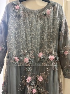 Asian women’s wedding gown size medium 54 length